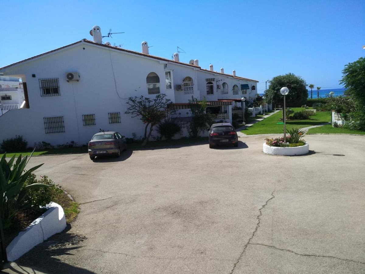 Bungalow Charo Torre de Benagalbon Exterior foto